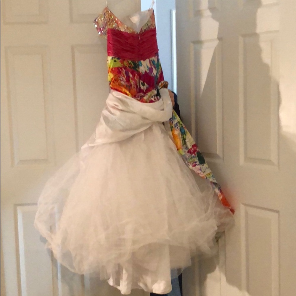 Prom Dress - Picture 4 of 5